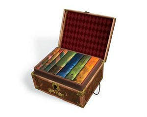 Harry Potter Set in a Hogwarts Trunk, Books 1-7  : Hardcover USA EDITION (with Stickers) - J. K. Rowling